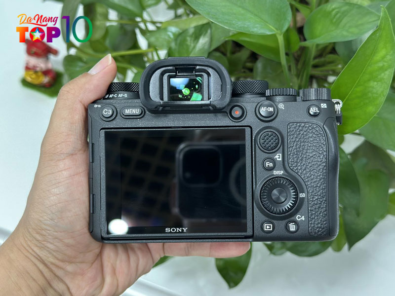 Tieu-chi-lua-chon-may-anh-ky-thuat-so1-top10danang