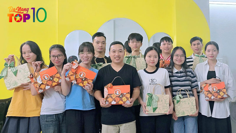 Top10danang-tri-an-nhan-vien-trong-dip-tet-trung-thu-top10danang