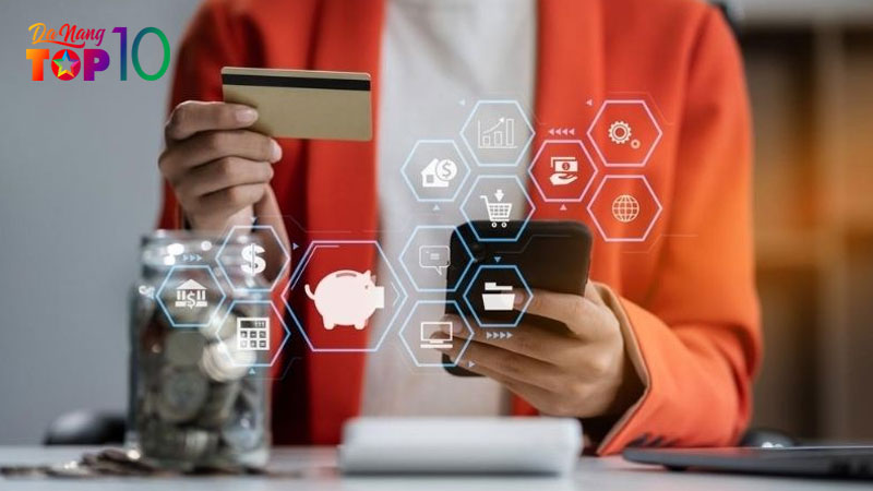 Lam-the-nao-de-su-dung-ngan-hang-so-an-toan-hon-top10danang