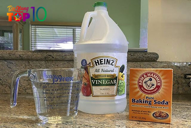 Dung-baking-soda-ket-hop-voi-giam-top10danang