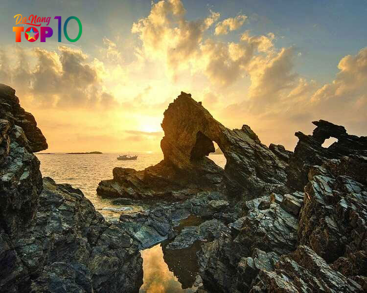 Bai-da-ban-than-top10danang