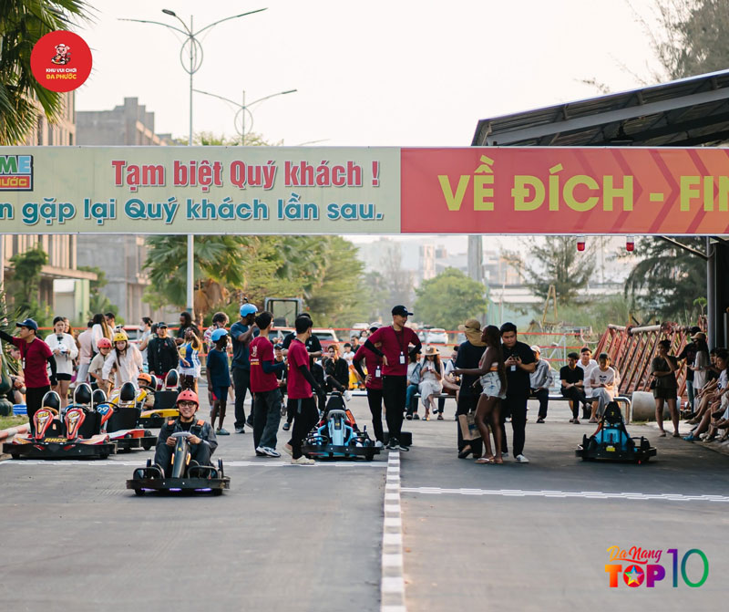 Vi-tri-thuan-tien-cung-khong-gian-trai-nghiem-rong-mo-top10danang