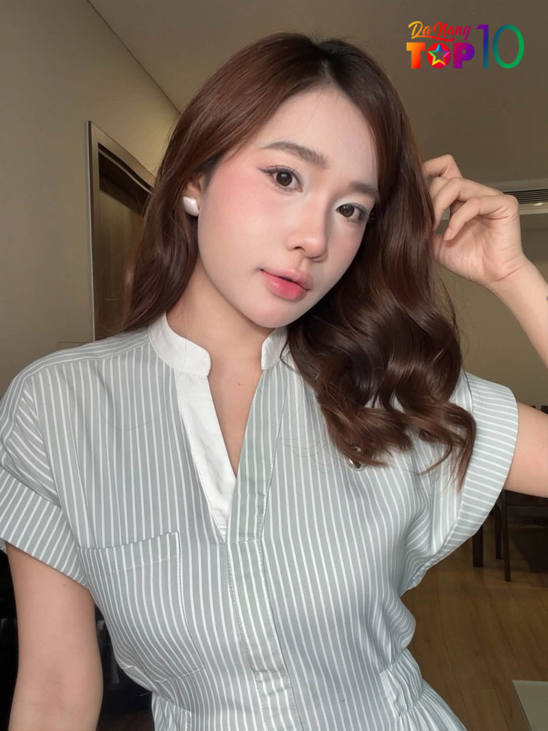 Makeup-tan-noi-khong-chi-la-thay-doi-dia-diem-trang-diem-top10danang
