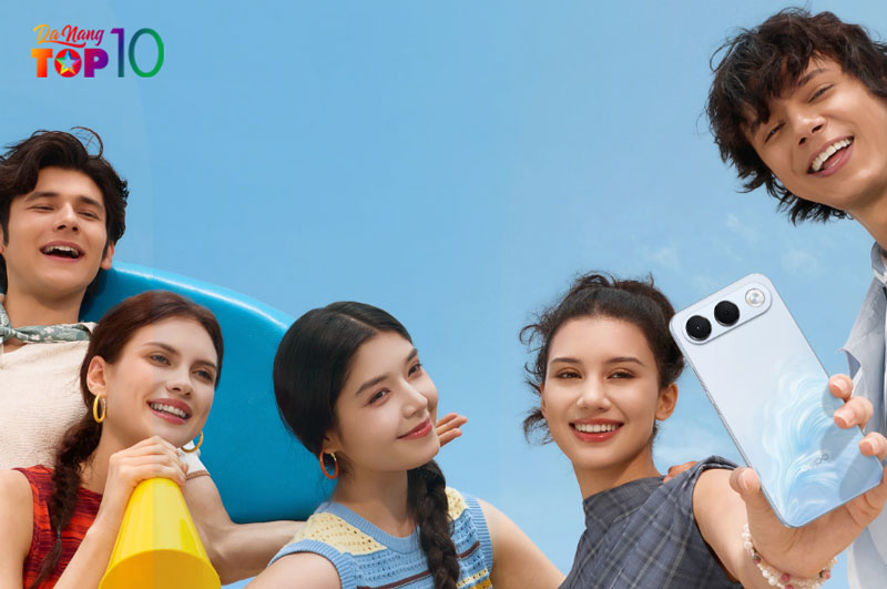 Nguoi-thich-selfie-va-quay-video-dang-mang-xa-hoi-top10danang